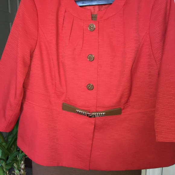 Isabella 2 pc suits size 22W. - Picture 2 of 6